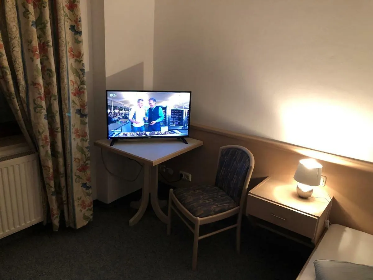 Gasthof Muckenthaler Hotel Schollnach